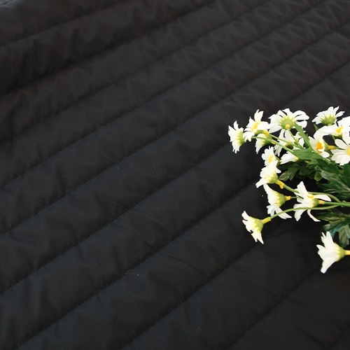 Stripe Quilted Fabric) Windbreaker 4 Ounce Large Laramuji-Black (a3400)